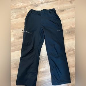 Oakley Black Snowpants size Large